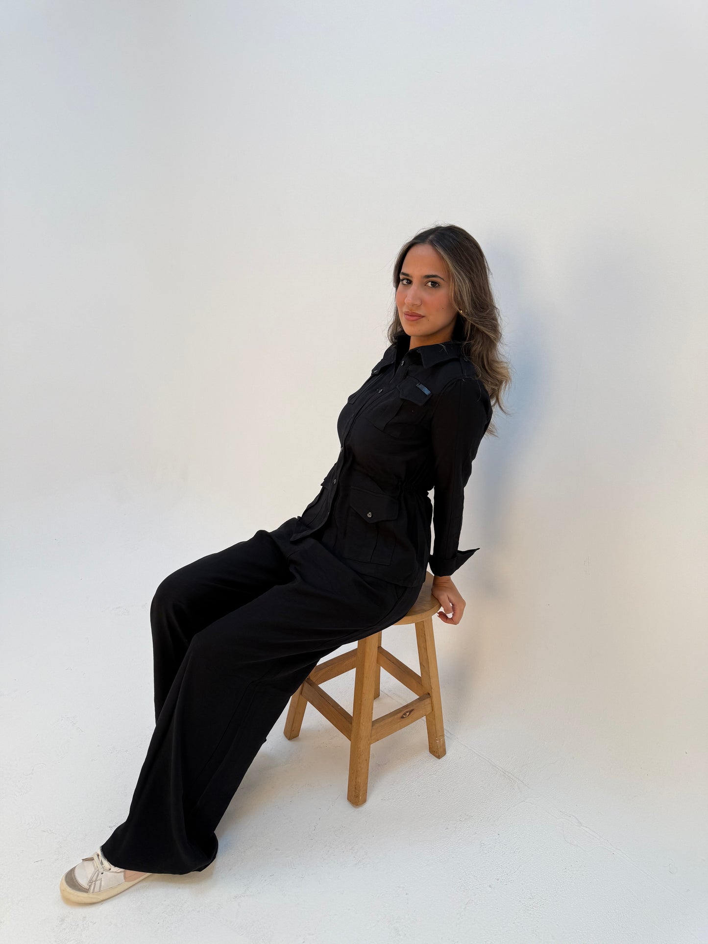 Black Linen Grace